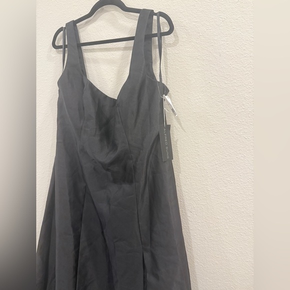 ALFRED SUNG NWT SLEEVELESS SQUARE-NECK PRINCESS LINE GOWN WITH POCKETS IN BLACK - Picture 9 of 11